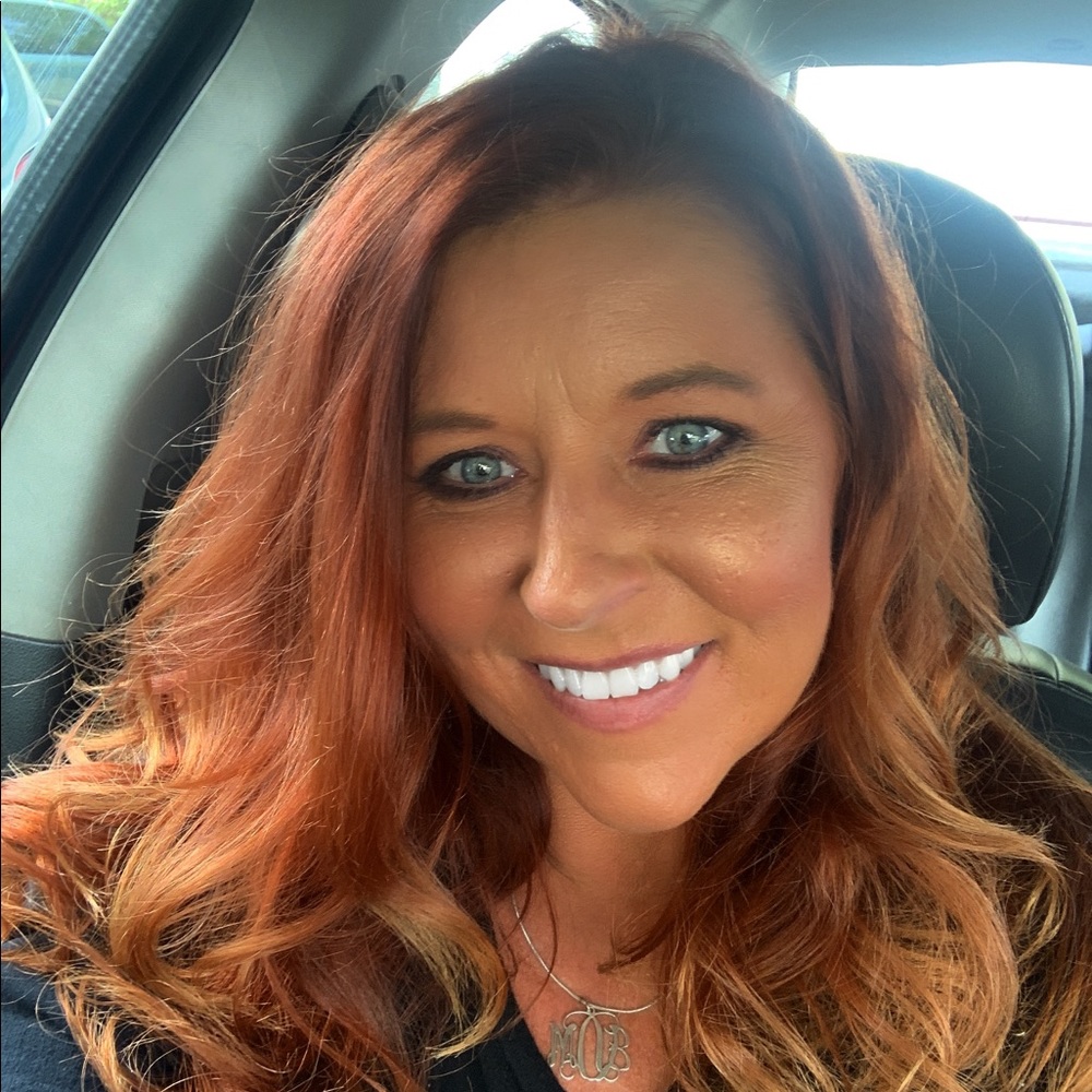 Meet your Posher, Julie